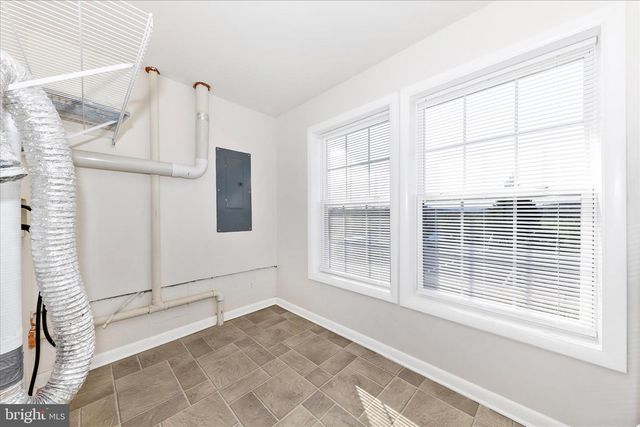 18 ZAHARIAS DR, Martinsburg, WV 25405