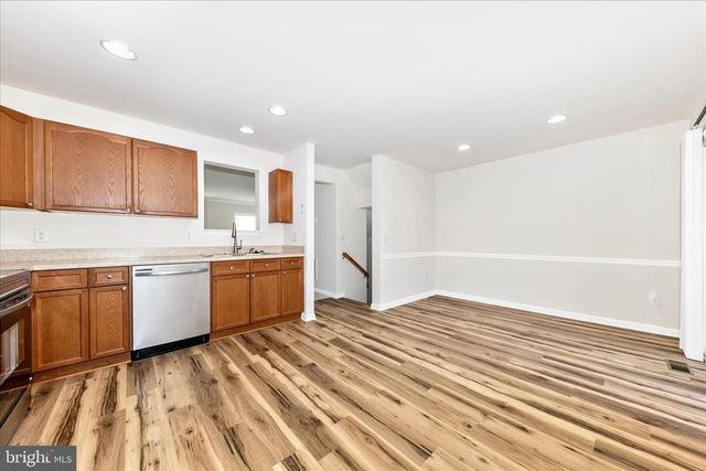 18 ZAHARIAS DR, Martinsburg, WV 25405