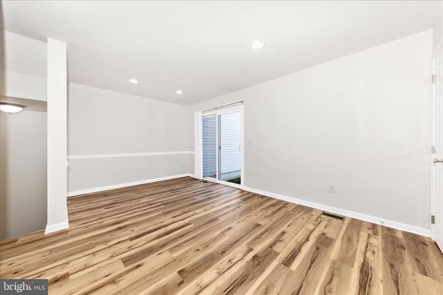18 ZAHARIAS DR, Martinsburg, WV 25405