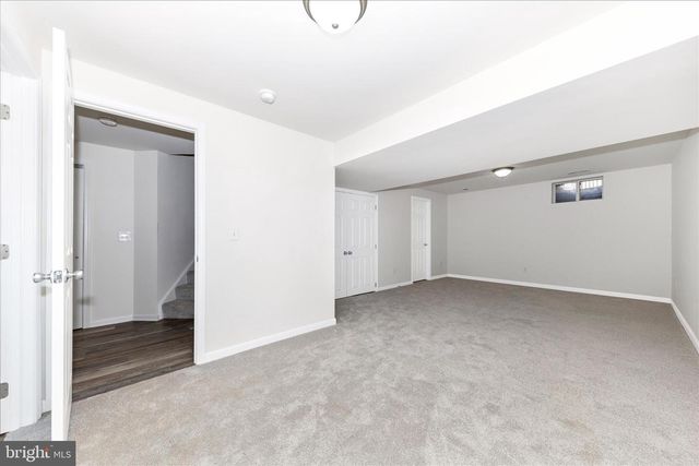 18 ZAHARIAS DR, Martinsburg, WV 25405