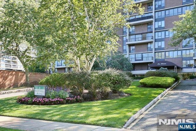 2 Horizon Road 812, Fort Lee, NJ 07024