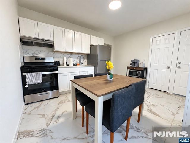 294 N Park Street 2, East Orange, NJ 07017
