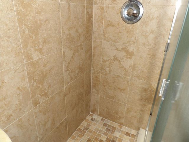 2623 SEVILLE BOULEVARD 111, Clearwater, FL 33764