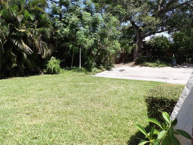 2623 SEVILLE BOULEVARD 111, Clearwater, FL 33764