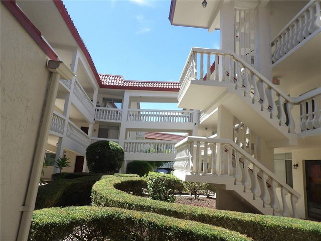 2623 SEVILLE BOULEVARD 111, Clearwater, FL 33764
