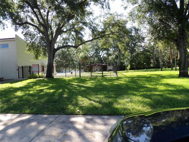 2623 SEVILLE BOULEVARD 111, Clearwater, FL 33764