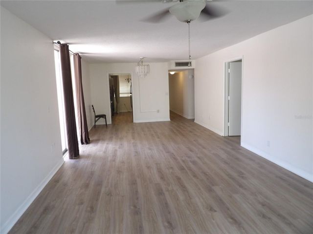 2623 SEVILLE BOULEVARD 111, Clearwater, FL 33764