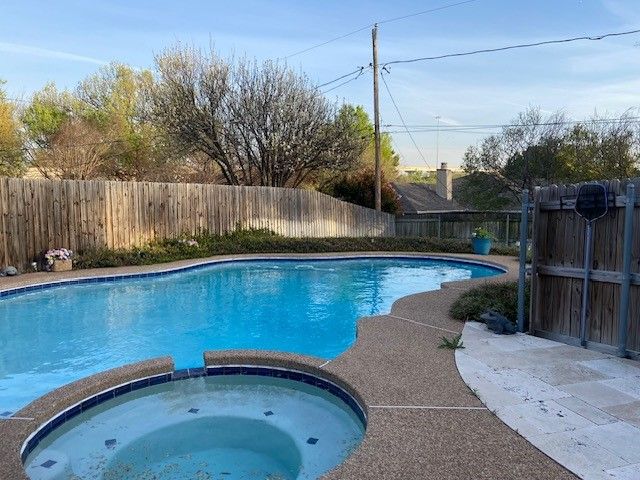 2013 Hazelwood Drive, Grand Prairie, TX 75050