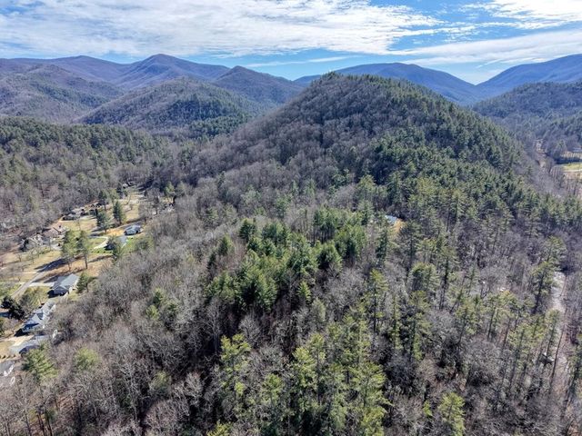6730 Hi Land Road, Hiawassee, GA 30546
