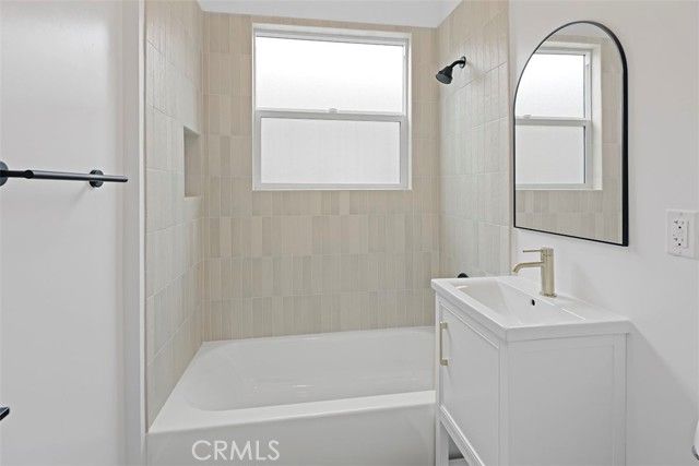 1827 E 4th Street 7, Long Beach, CA 90802