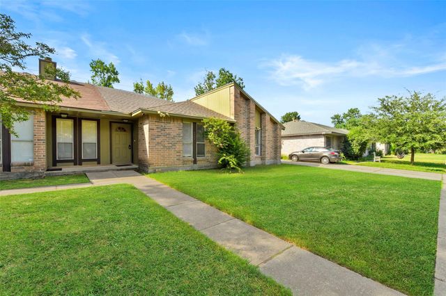 2427 Autumn Springs Lane, Spring, TX 77373