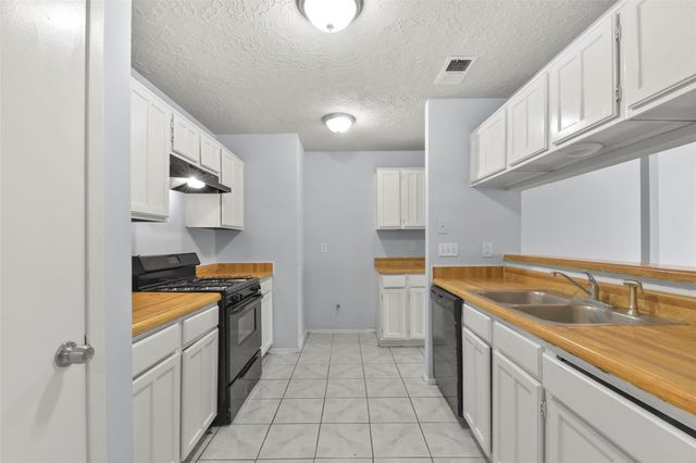 2427 Autumn Springs Lane, Spring, TX 77373