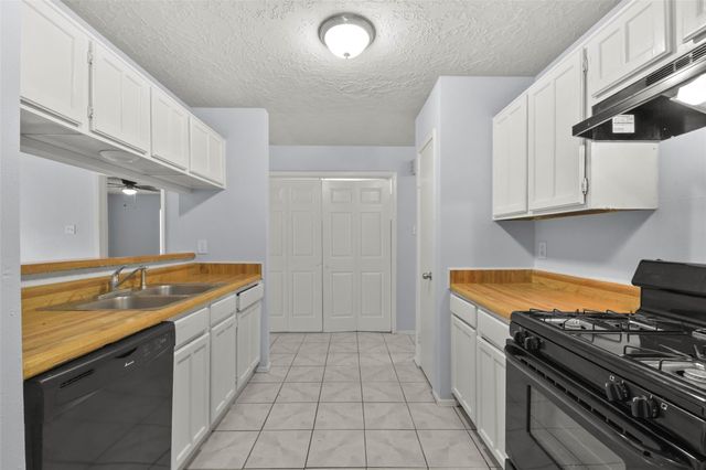 2427 Autumn Springs Lane, Spring, TX 77373