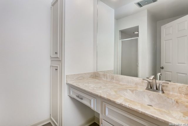 2611 Eisenhauer Rd Apt 1103, San Antonio, TX 78209