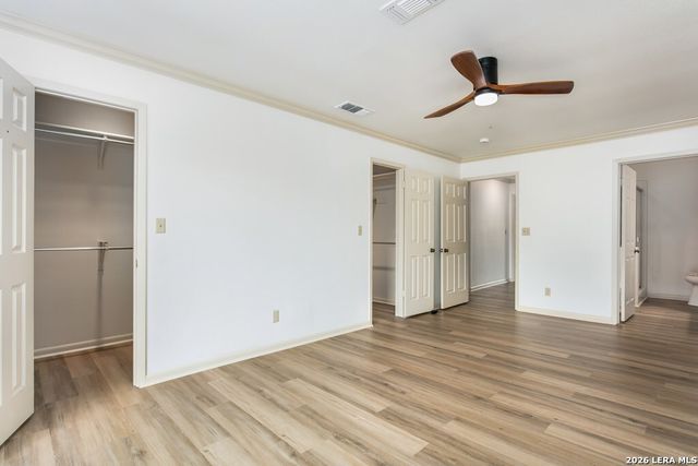 2611 Eisenhauer Rd Apt 1103, San Antonio, TX 78209