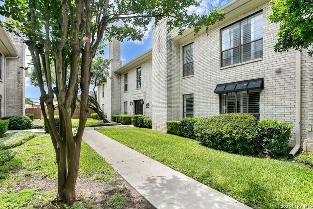 2611 Eisenhauer Rd Apt 1103, San Antonio, TX 78209
