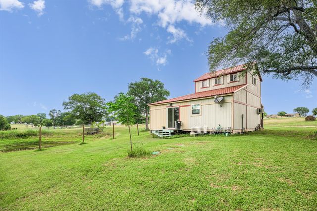319 O'malley Road, Brenham, TX 77833