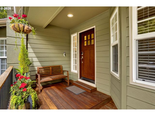 14567 Sw WOODHUE St, Tigard, OR 97224