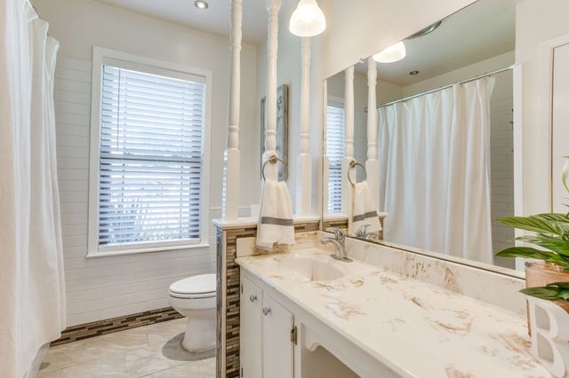 3825 Twilight Drive S, Benbrook, TX 76116