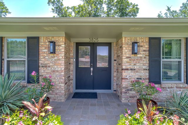 3825 Twilight Drive S, Benbrook, TX 76116