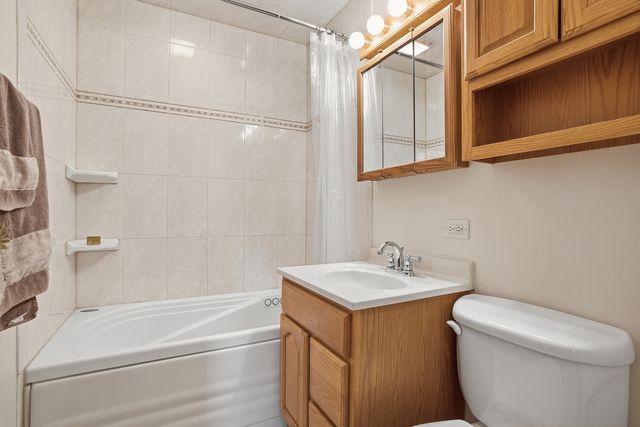 10936 Mcvicker Avenue, Chicago Ridge, IL 60415