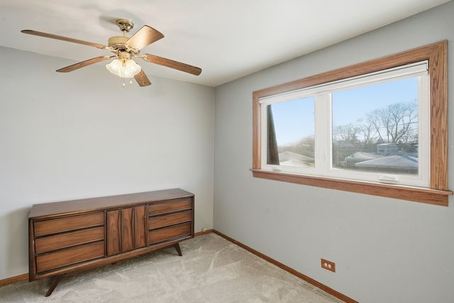 10936 Mcvicker Avenue, Chicago Ridge, IL 60415