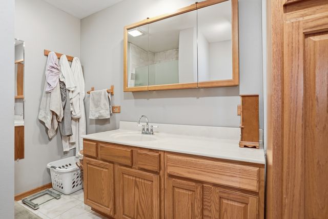 10936 Mcvicker Avenue, Chicago Ridge, IL 60415