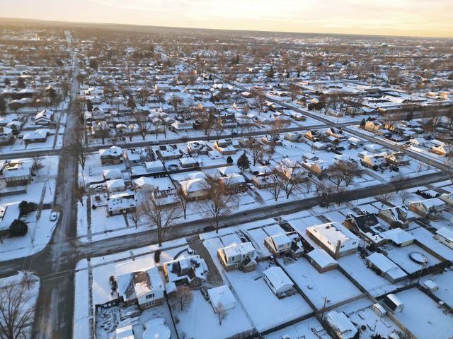 10936 Mcvicker Avenue, Chicago Ridge, IL 60415