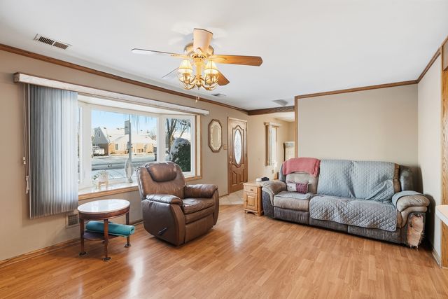 10936 Mcvicker Avenue, Chicago Ridge, IL 60415