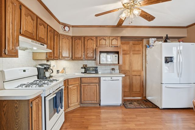 10936 Mcvicker Avenue, Chicago Ridge, IL 60415