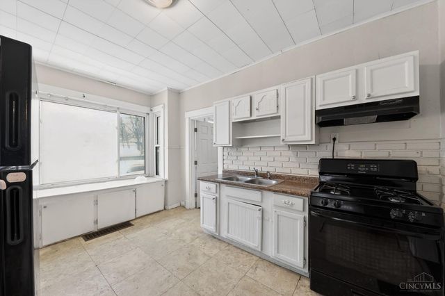 1814 Goodman Avenue, Cincinnati, OH 45239