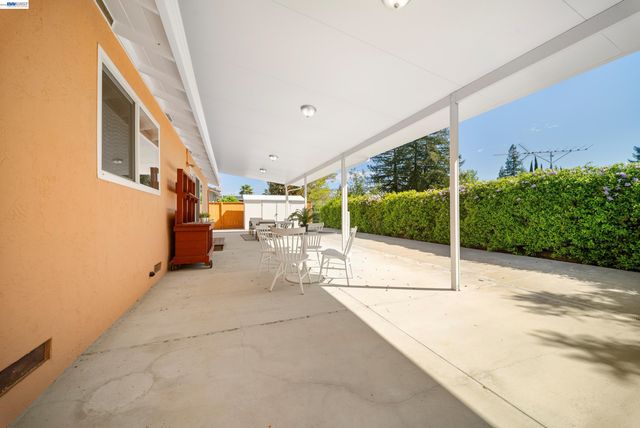 259 Donegal Way, Martinez, CA 94553