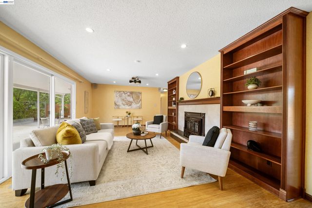 259 Donegal Way, Martinez, CA 94553