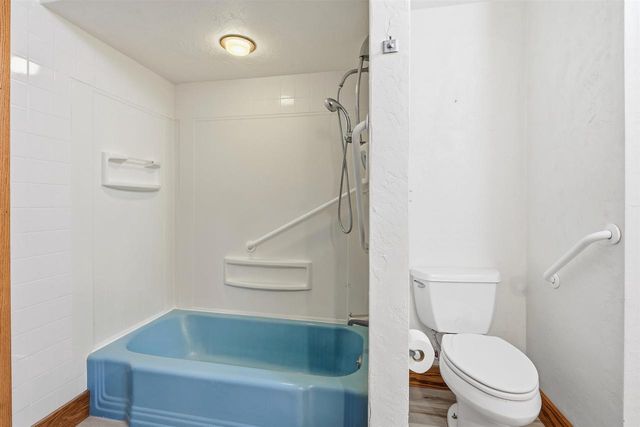 327 S ROGER STREET, Kimberly, WI 54136