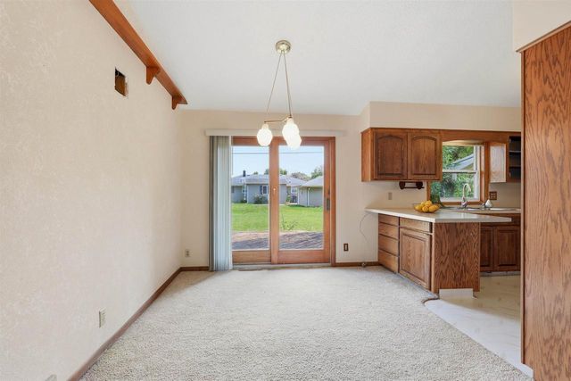 327 S ROGER STREET, Kimberly, WI 54136
