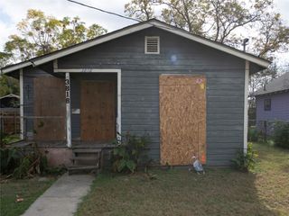 3818 Penelope Street, Dallas, TX 75210