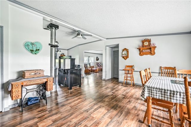 400 Oak Hill Rd, Shenango Twp, PA 16159