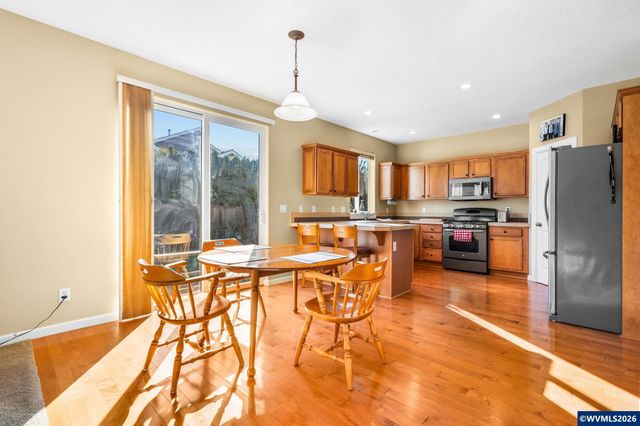 3066 Elliot St NW, Salem, OR 97304