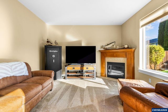 3066 Elliot St NW, Salem, OR 97304