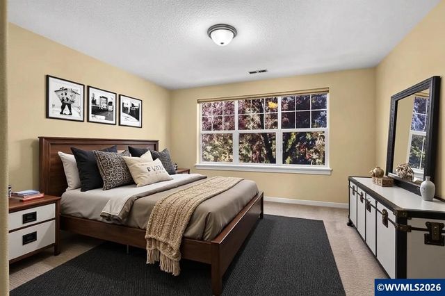 3066 Elliot St NW, Salem, OR 97304