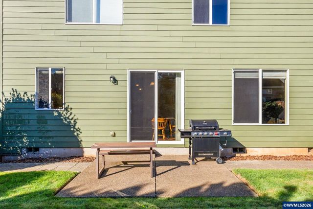 3066 Elliot St NW, Salem, OR 97304
