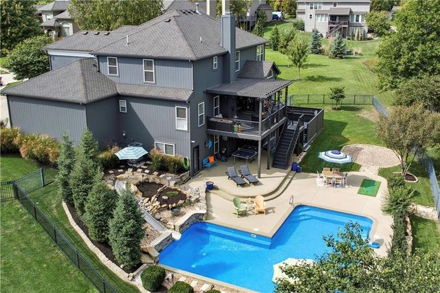 24032 W 112th Court W, Olathe, KS 66061