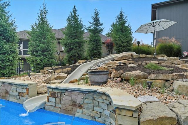 24032 W 112th Court W, Olathe, KS 66061