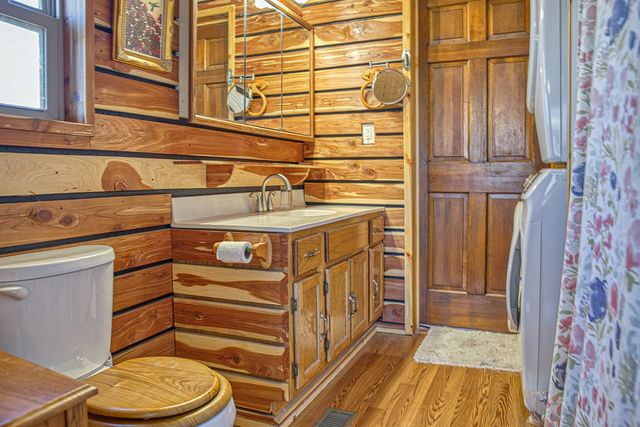 214 Monticello Loop, Crossville, TN 38558