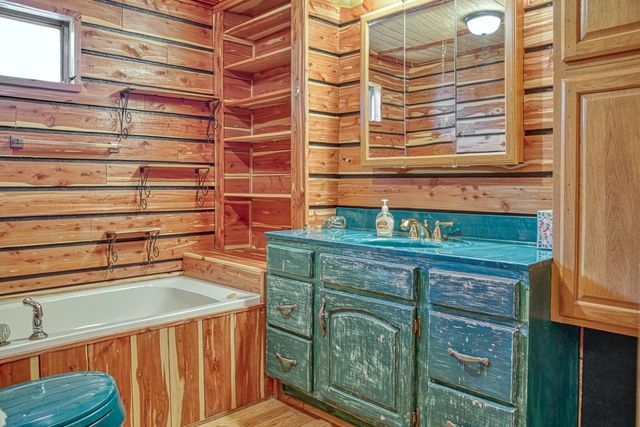 214 Monticello Loop, Crossville, TN 38558