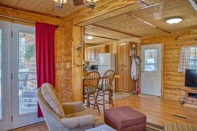 214 Monticello Loop, Crossville, TN 38558