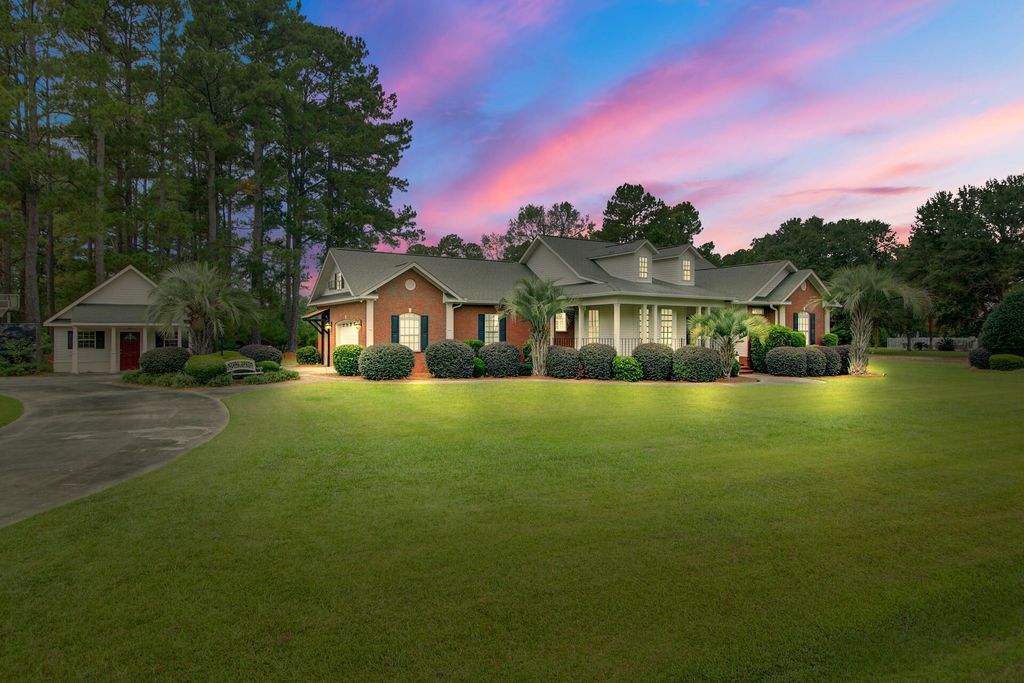 101 Fairway Court, Saint George, SC 29477
