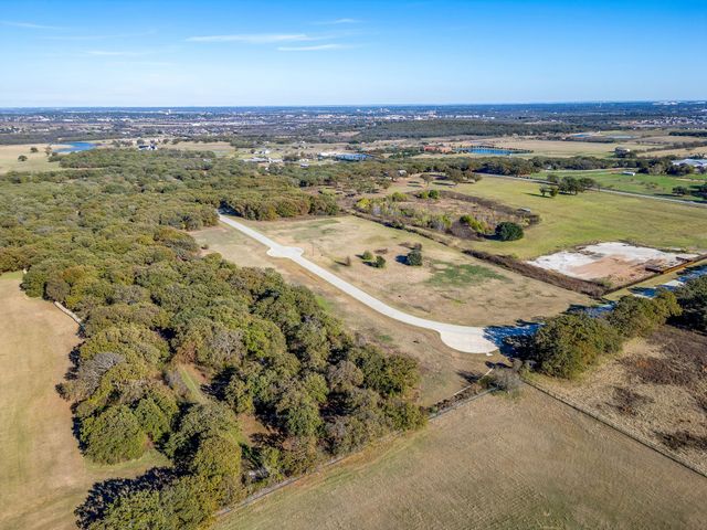 1212 Nottaway Court, Burleson, TX 76028