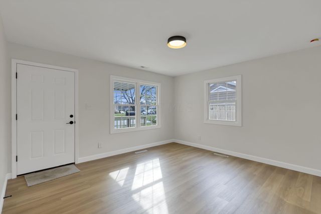 3463 Paxton Drive, Hilliard, OH 43026