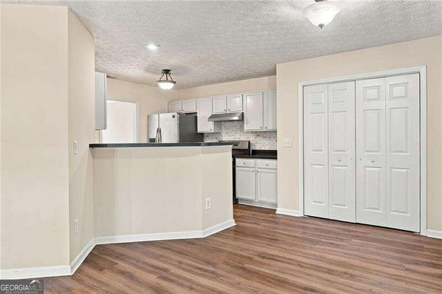 4458 High Gate Drive NW, Acworth, GA 30101